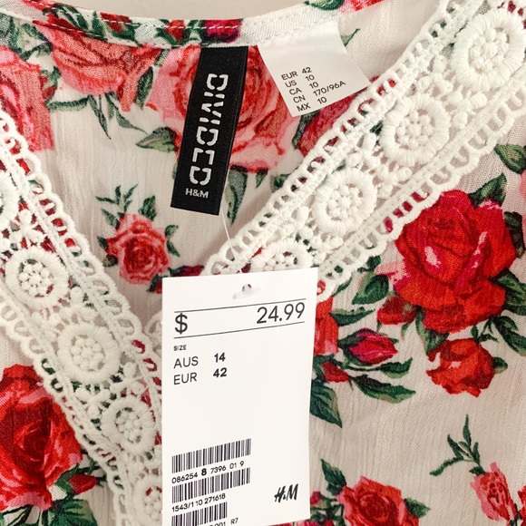 Floral top with crochet details - Picture 3 of 3